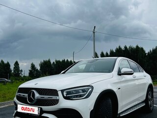2021 Mercedes-Benz GLC 300 e I (X253) Рестайлинг, белый, 6020000 рублей, вид 1