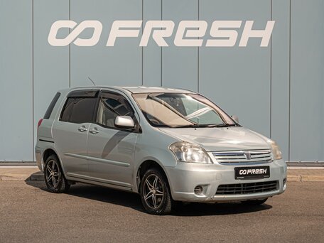 Toyota Raum II
