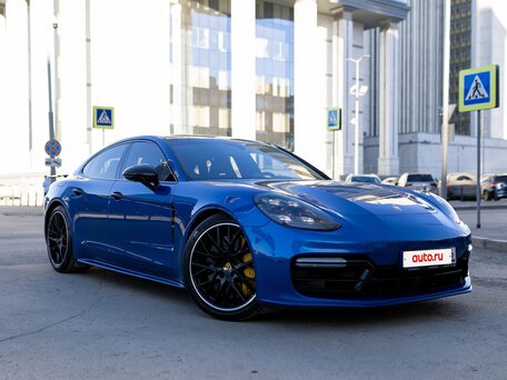 2017 Porsche Panamera Turbo II, синий, 7600000 рублей, вид 2