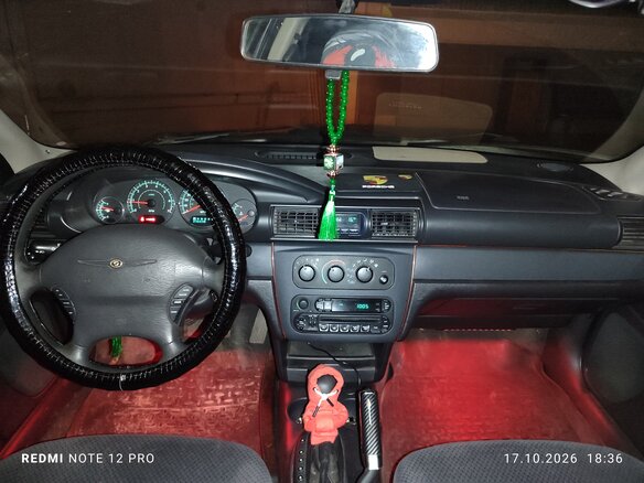 2004 Chrysler Sebring II Рестайлинг, серый, 400000 рублей - вид 11