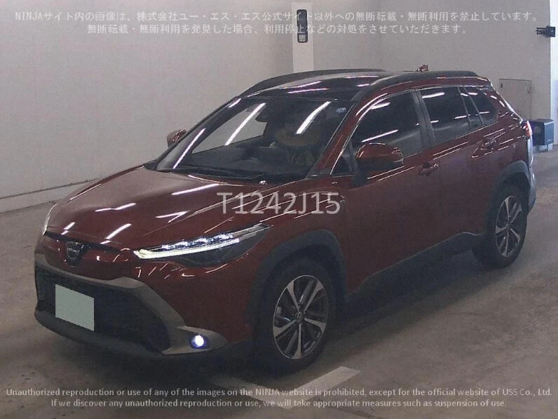 Открыть фотографии: Toyota Corolla Cross I