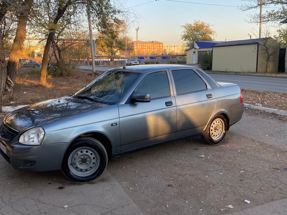 2011 Lada (ВАЗ) Priora I, серый, 300000 рублей - вид 1