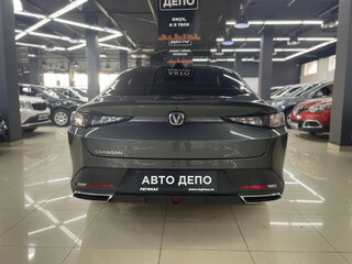 2023 Changan Lamore, серый, 2129000 рублей, вид 4