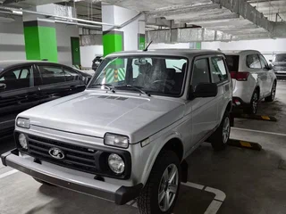 2024 Lada (ВАЗ) Niva Legend I, серебристый, 1099000 рублей, вид 3
