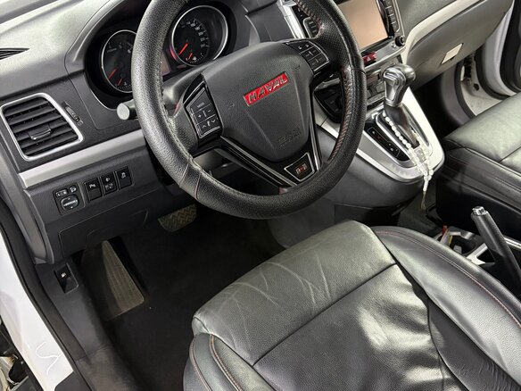 2017 Haval H6 I, белый, 1550000 рублей - вид 9