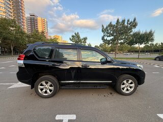 2010 Toyota Land Cruiser Prado 150 Series, чёрный, 2370000 рублей, вид 5