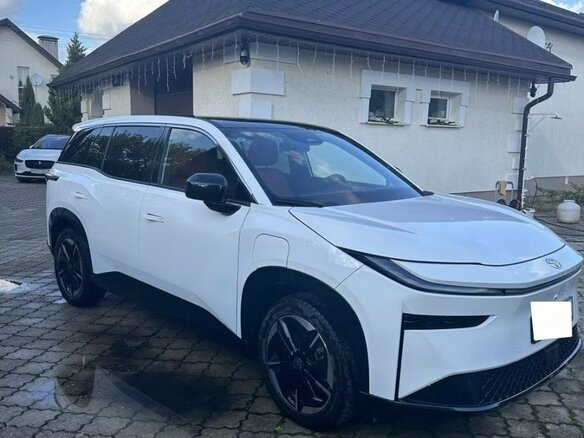 2026 Toyota bZ3X 58.3 kWh, белый, 2900000 рублей - вид 1
