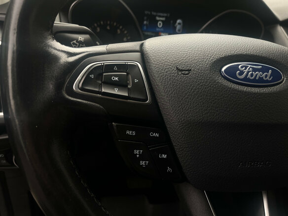 2018 Ford Focus III Рестайлинг, серый - вид 11