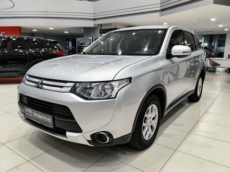 Mitsubishi Outlander III Рестайлинг