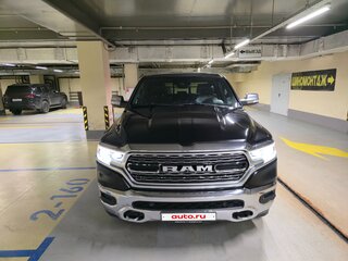 2018 Ram 1500 Crew Cab V, чёрный, 5700000 рублей, вид 3