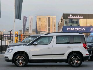 2014 Skoda Yeti I Рестайлинг, белый, 1153000 рублей, вид 4