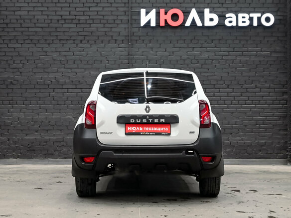 2018 Renault Duster I Рестайлинг, белый, 900000 рублей - вид 5