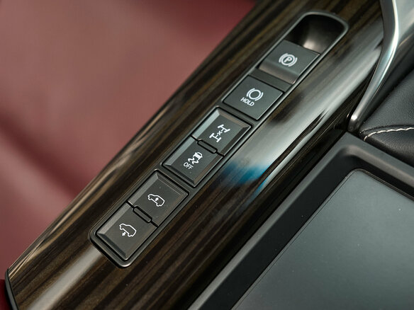 2022 Lexus LX 500d IV, белый, 16000000 рублей - вид 31