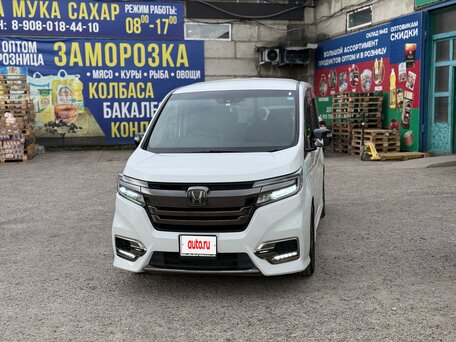 2019 Honda Stepwgn Spada V Рестайлинг, белый, 2300000 рублей, вид 1