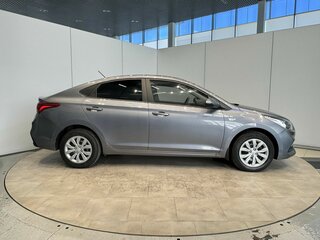 2020 Hyundai Solaris II, серый, 1360000 рублей, вид 4
