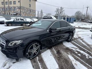 2018 Mercedes-Benz E-Класс 200 V (W213, S213, C238), чёрный, 3399000 рублей, вид 3