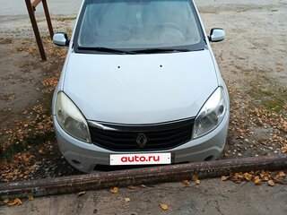 2014 Renault Sandero I, белый, 520000 рублей, вид 1