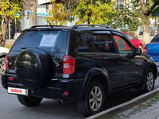 2002 Toyota RAV4 II (XA20), чёрный, 900000 рублей, вид 3