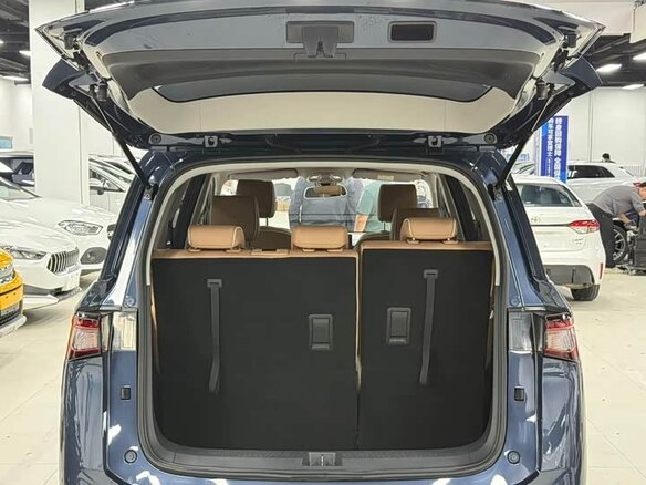 2022 Wuling Jiachen, серый, 1428000 рублей - вид 10