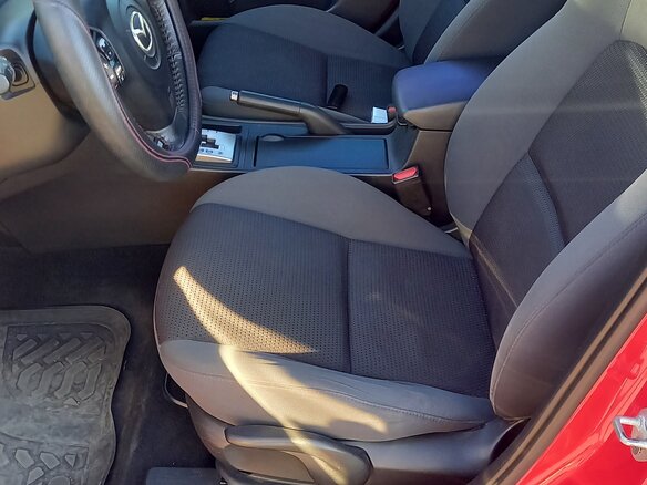 2008 Mazda 3 4-speed I (BK) Рестайлинг, красный, 710000 рублей - вид 5