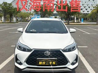 2022 Toyota Yaris L X XP150 Рестайлинг, белый, 1175100 рублей, вид 2