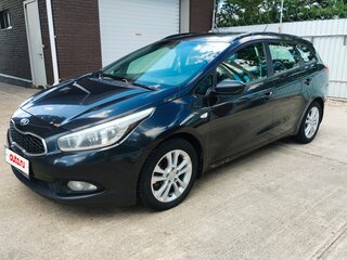 2014 Kia Ceed II, чёрный, 900000 рублей, вид 3