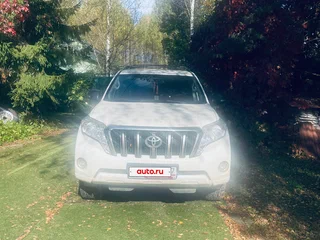 2016 Toyota Land Cruiser Prado 150 Series Рестайлинг 1, белый, 3850000 рублей, вид 3