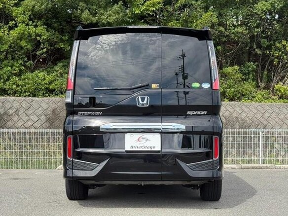 2022 Honda Stepwgn Spada V Рестайлинг, чёрный, 1850000 рублей - вид 3