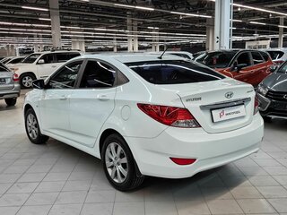 2012 Hyundai Solaris I, белый, 614000 рублей, вид 4