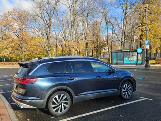 2021 Volkswagen Talagon I, синий, 4399000 рублей, вид 4