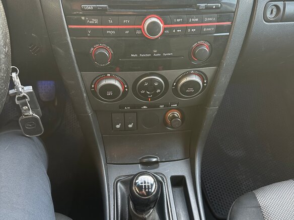 2006 Mazda 3 I (BK) Рестайлинг, чёрный, 249000 рублей - вид 10