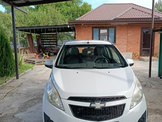 2012 Chevrolet Spark III, белый, 570000 рублей, вид 2