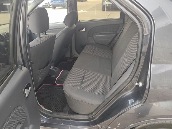 2008 Renault Logan I, серый, 320000 рублей - вид 11
