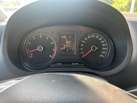 2017 Volkswagen Polo V Рестайлинг, чёрный, 990000 рублей - вид 14