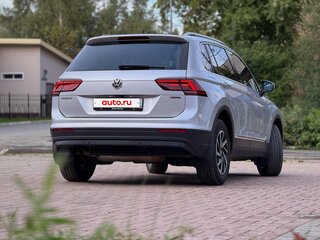 2018 Volkswagen Tiguan II, серебристый, 2160000 рублей, вид 5