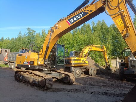2023 Sany SY225, жёлтый, 8800000 рублей, вид 1