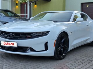 2022 Chevrolet Camaro VI Рестайлинг, белый, 4250000 рублей, вид 3
