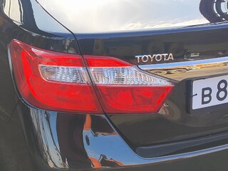 2013 Toyota Camry VII (XV50), чёрный, 2300000 рублей, вид 3
