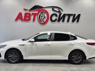 2018 Kia Optima IV Рестайлинг, белый, 1410000 рублей, вид 4