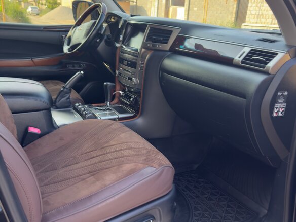 2012 Lexus LX 570 III Рестайлинг, чёрный, 3600000 рублей - вид 12