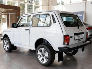 2026 Lada (ВАЗ) Niva Legend I Рестайлинг, белый, 1289000 рублей, вид 4