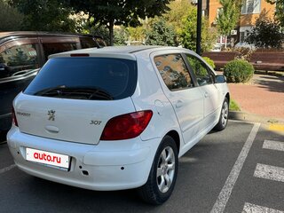 2007 Peugeot 307 I Рестайлинг, белый, 380000 рублей, вид 3