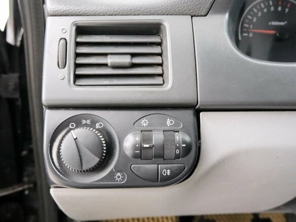 2012 Lada (ВАЗ) Priora I, чёрный, 469000 рублей - вид 17