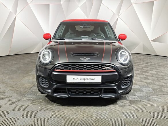 2021 Mini Hatch JCW III (F55/F56) Рестайлинг, чёрный, 3079000 рублей - вид 2