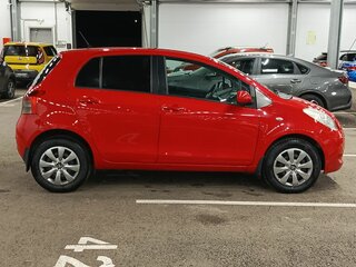 2008 Toyota Yaris Multimode II, красный, 600000 рублей, вид 4