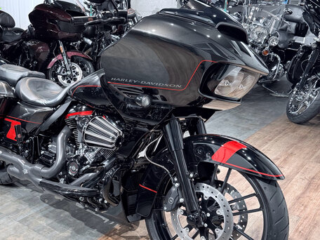 2018 Harley-Davidson CVO Road Glide, чёрный, 2499000 рублей, вид 1