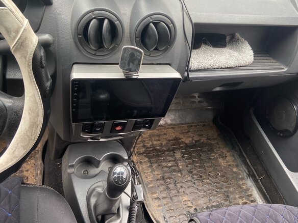 2009 Renault Logan I, серый, 280000 рублей - вид 10