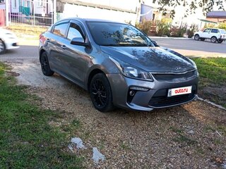 2017 Kia Rio IV, серый, 920000 рублей, вид 1