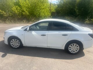 2013 Chevrolet Cruze I Рестайлинг, белый, 380000 рублей, вид 4
