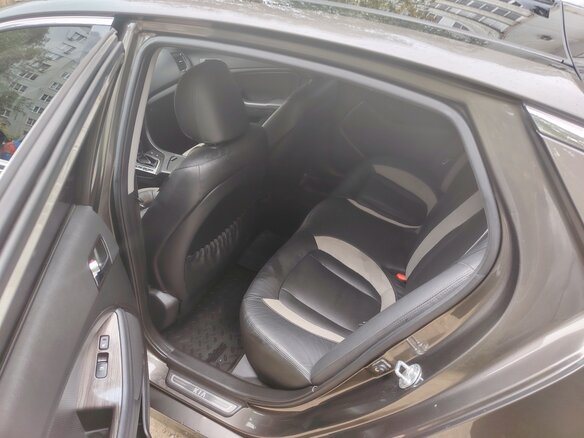 2012 Kia Optima III, коричневый, 1300000 рублей - вид 12